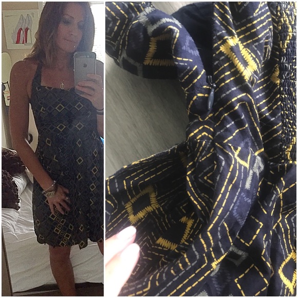 Edme & Esyllte Rhythmic Repetition dress 0 - Picture 5 of 7